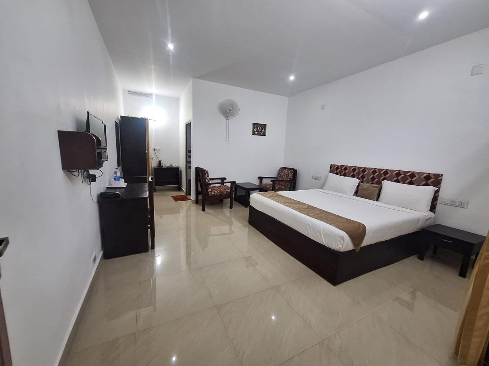 Green Auro By Bob Hotels Wayanad Exterior photo